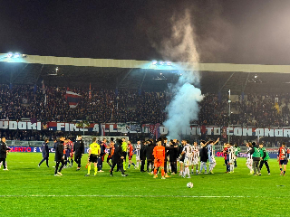 Fumogeni e bombe carta al termine di Samb-Ascoli, 7 daspo ai tifosi rossoblù